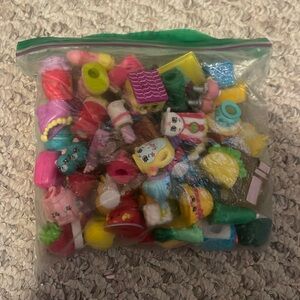 BAG OF VINTAGE SHOPKINS